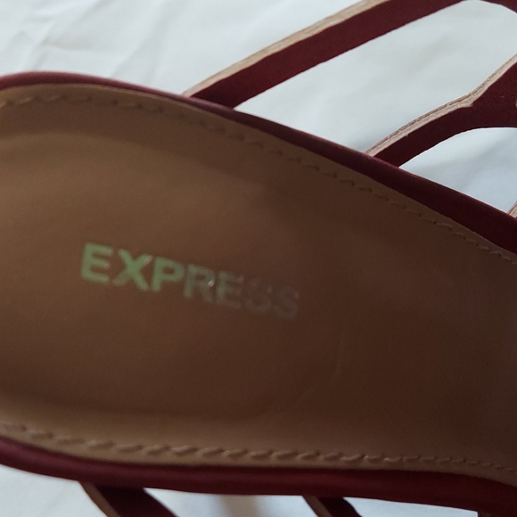 Shoes - Picture 2 of 6